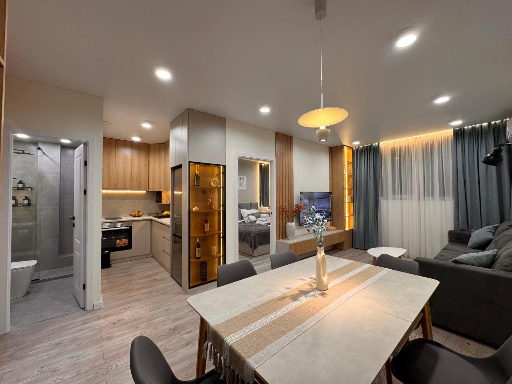 Χώρος καθιστικού στο Saryan Vibes Boutique Stay with Netflix and Self Check-in