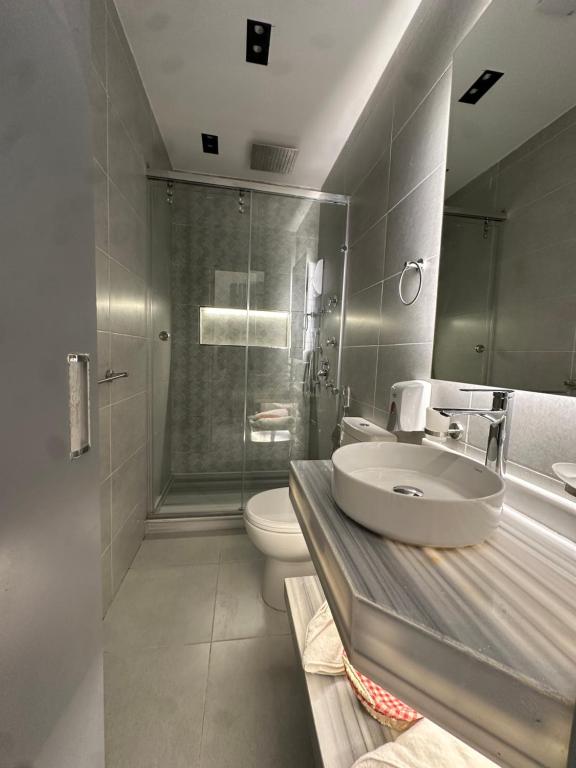 Koupelna v ubytování Elite Hotel
