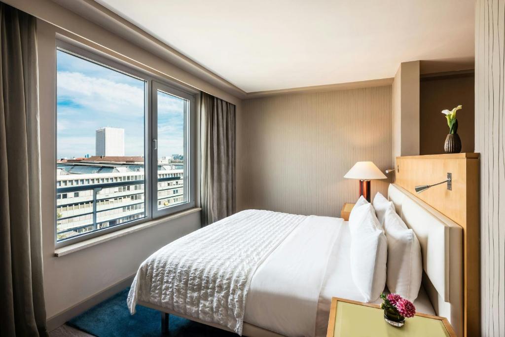 Le Meridien Munich - Resim 7