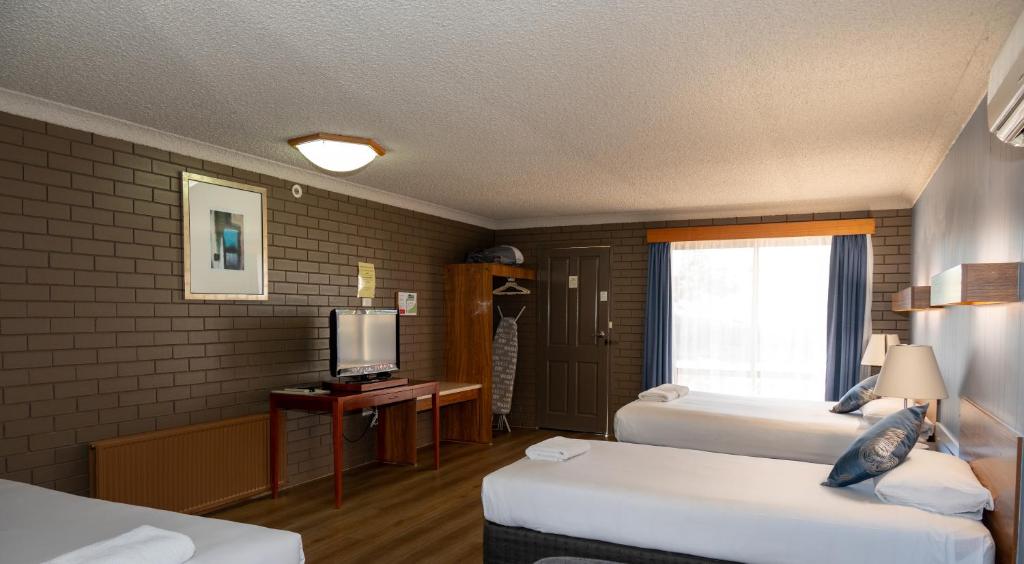 Tumut Valley Motel Pet Friendly - Salle Familiale Standard