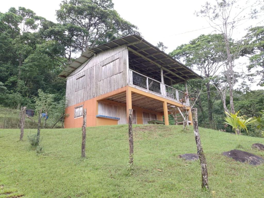 Zahrada ubytování Cabañas Rusticas Cielo Roto, Río Celeste