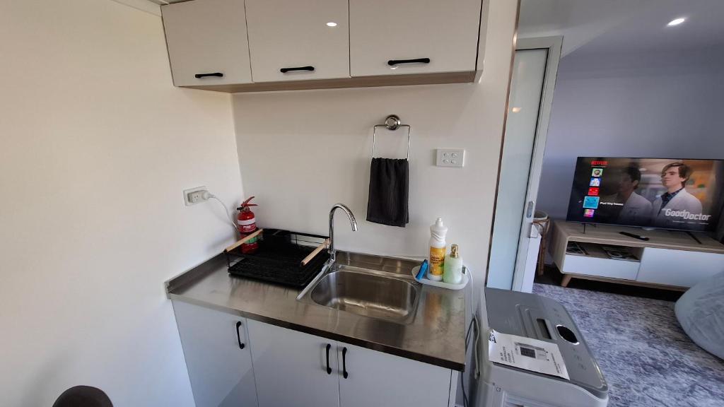 Kuchyň nebo kuchyňský kout v ubytování Pod Tiny Home