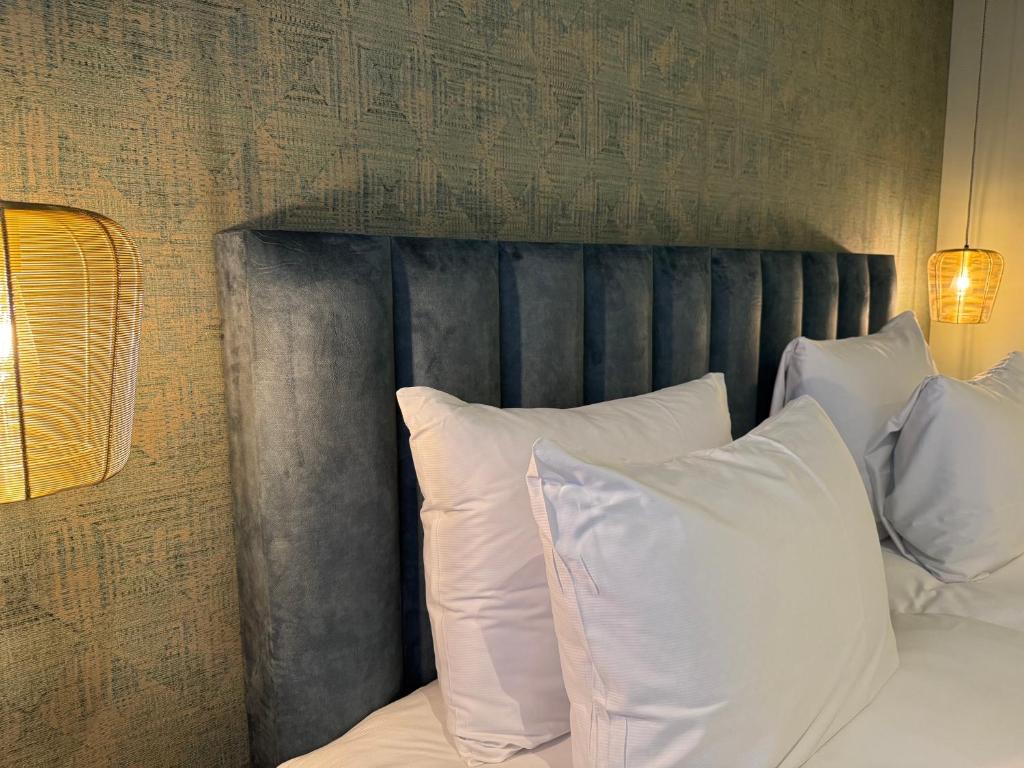 De Pastorie Bed & Breakfast - Deluxe King Room
