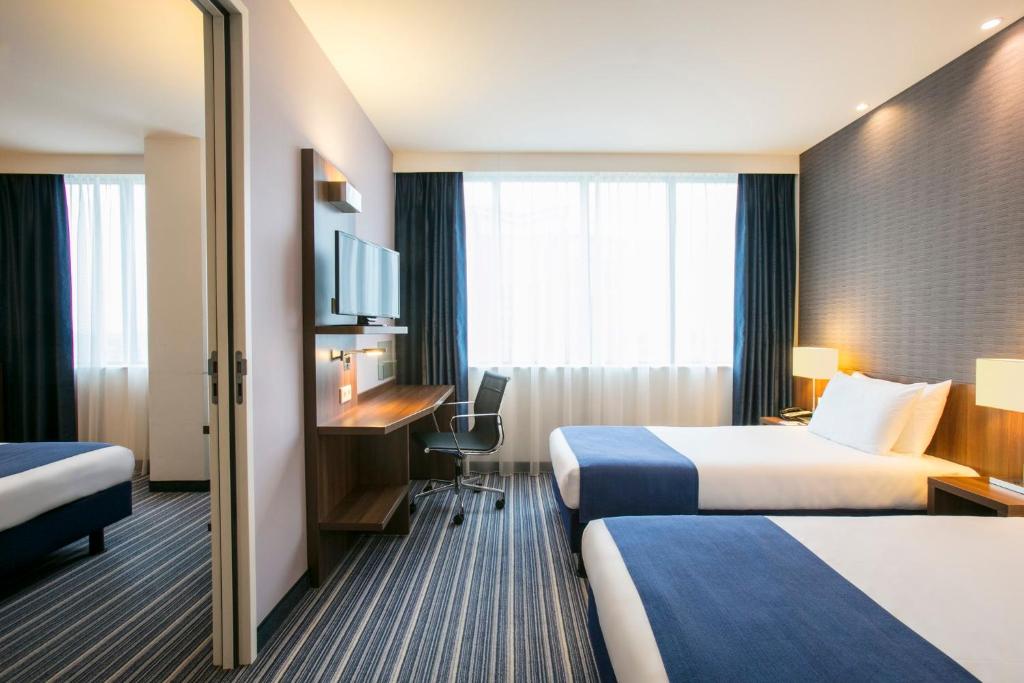 Holiday Inn Express Amsterdam Arena Towers by IHG