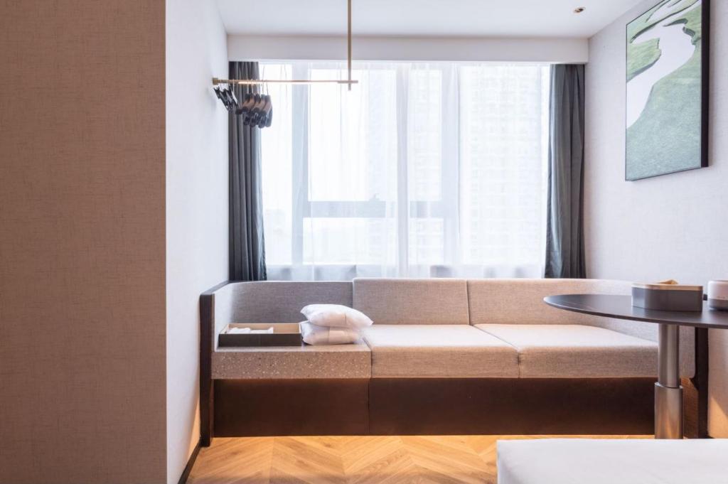 Posezení v ubytování Atour Hotel Wuhan Wuchang Zhongnan Road