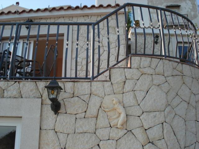 Balkón nebo terasa v ubytování Old Town Vrbnik Villas