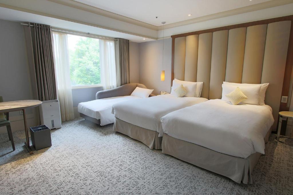 Hotel Royal-Nikko Taipei - Premier Triple Room с Royal VIP -лаундж