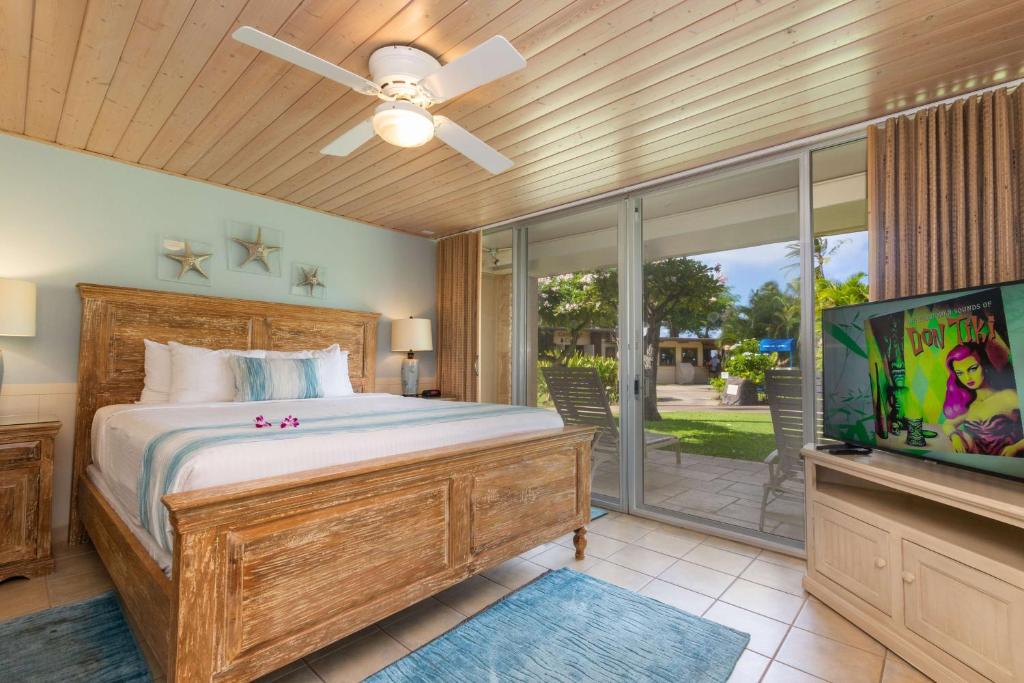 Postel nebo postele na pokoji v ubytování Aston Maui Kaanapali Villas