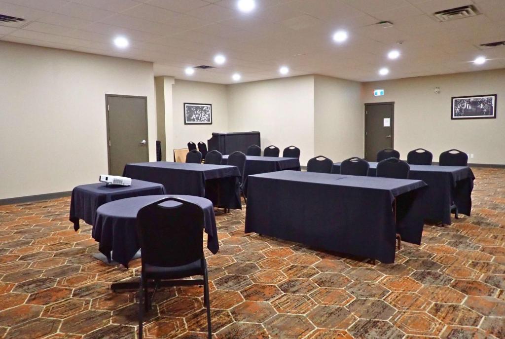 Konferenční prostory v ubytování Days Inn by Wyndham Airdrie