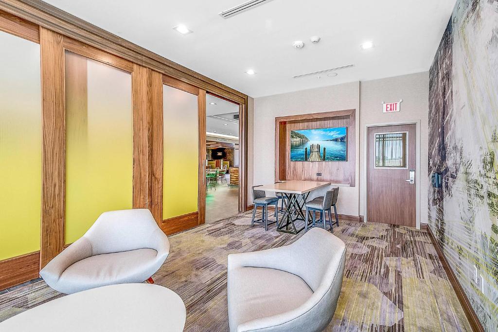 Posezení v ubytování Courtyard by Marriott Longview North