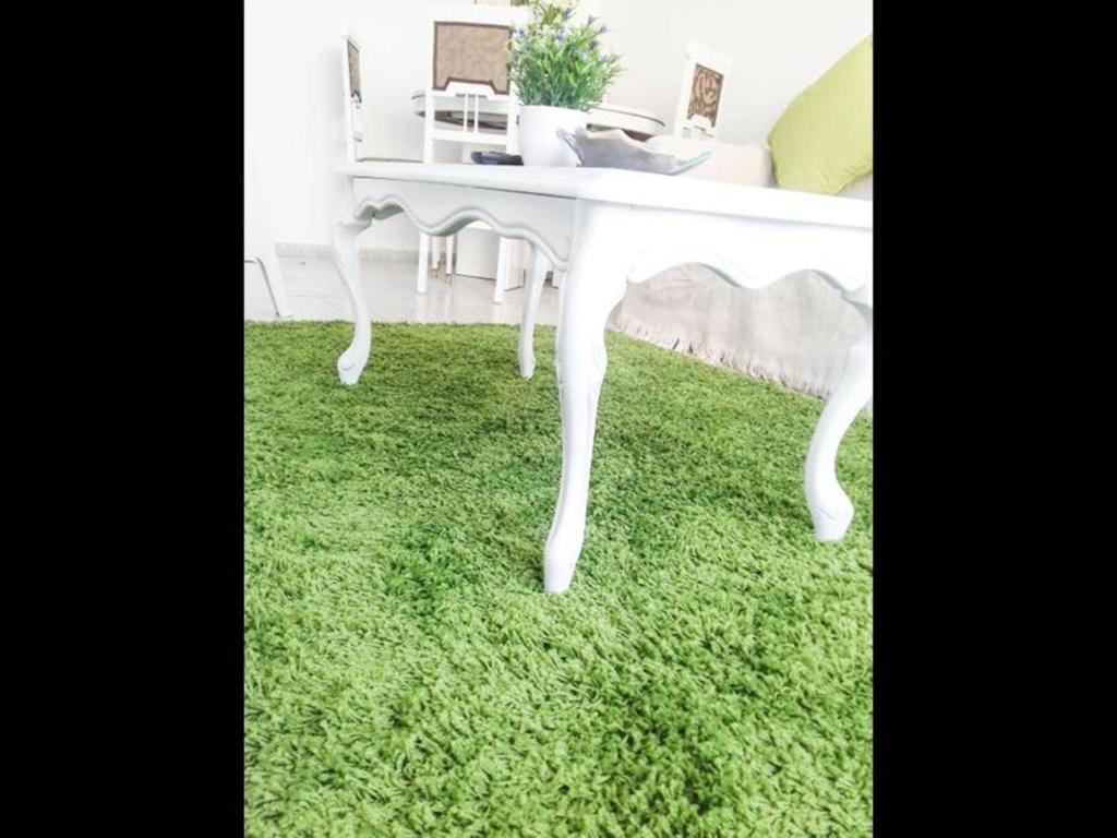 Zahrada ubytování Lots of sunlight 3 bedroom Apartment with balcony Air Conditioning sys3yr
