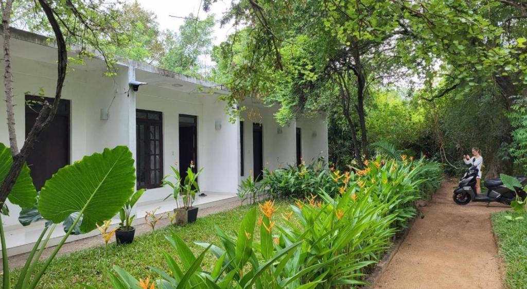 Zahrada ubytování Nature Bird Paradise Hotel Sigiriya