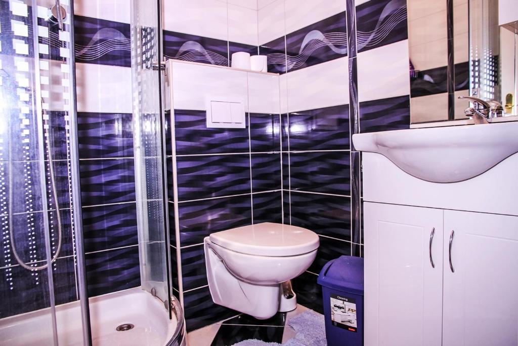 Koupelna v ubytování Rooms Cristal Roche