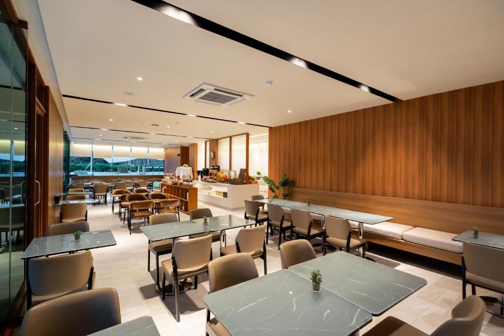 Restaurace v ubytování GOOD Nakhonsawan Hotel
