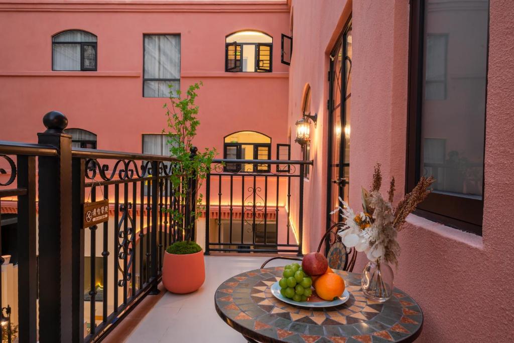 Balkón nebo terasa v ubytování JOURNEY Hotel