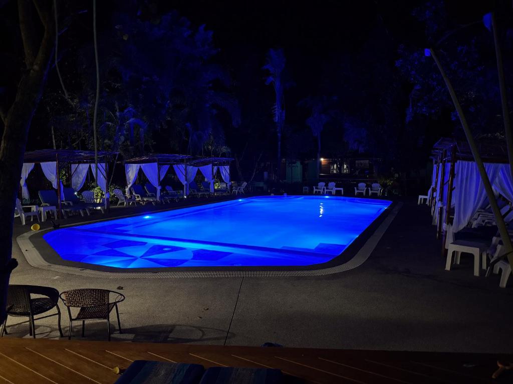 Piscine de l'établissement Baan Kiao ou située à proximité