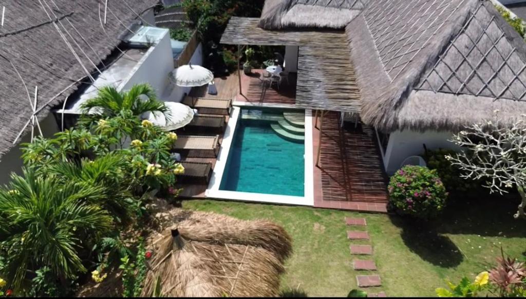Πισίνα στο ή κοντά στο Jolie Villa provincial à Bali