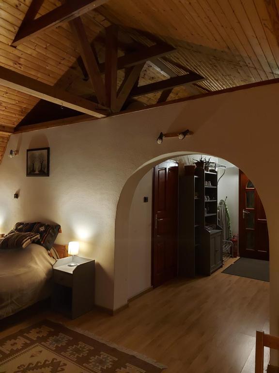 Posteľ alebo postele v izbe v ubytovaní Attila-Apartman Budaörs