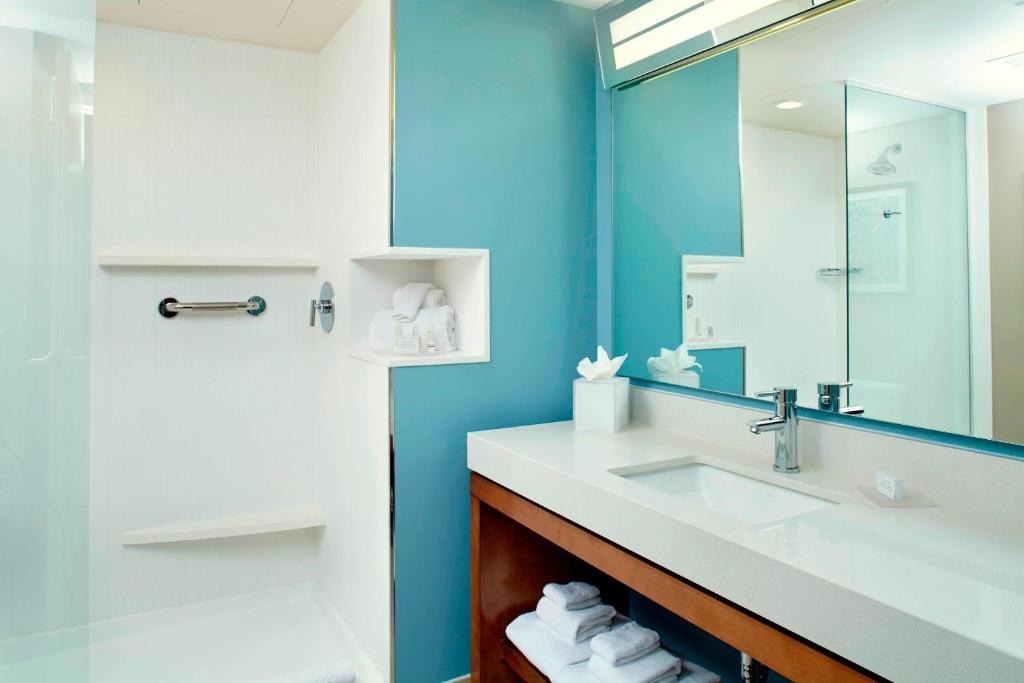 Courtyard by Marriott Orlando Lake Nona photo