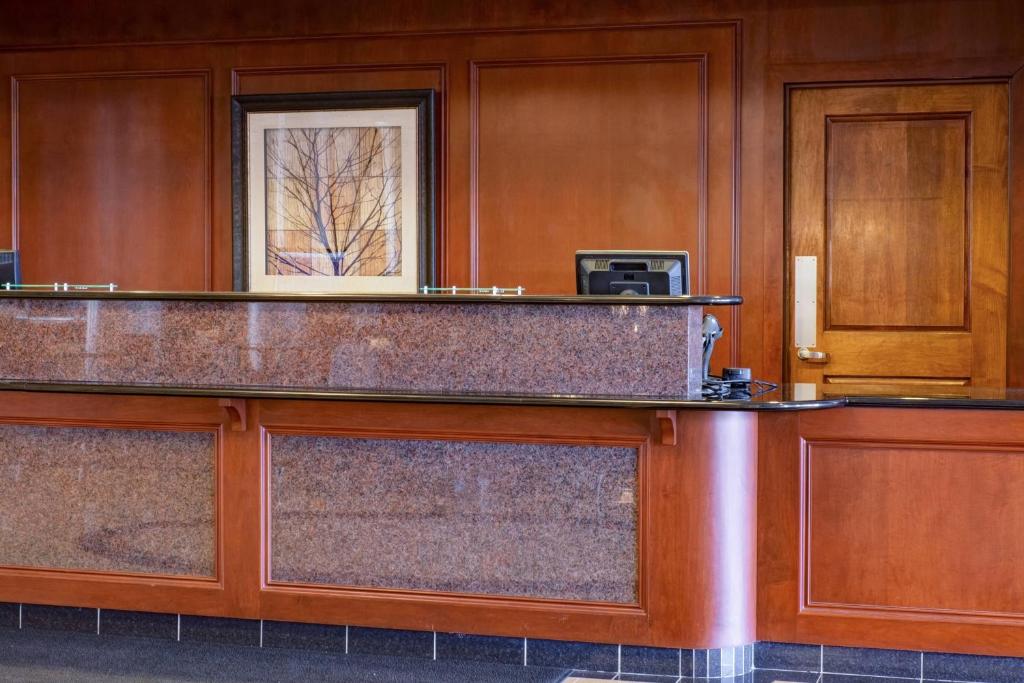 Courtyard Hadley Amherst