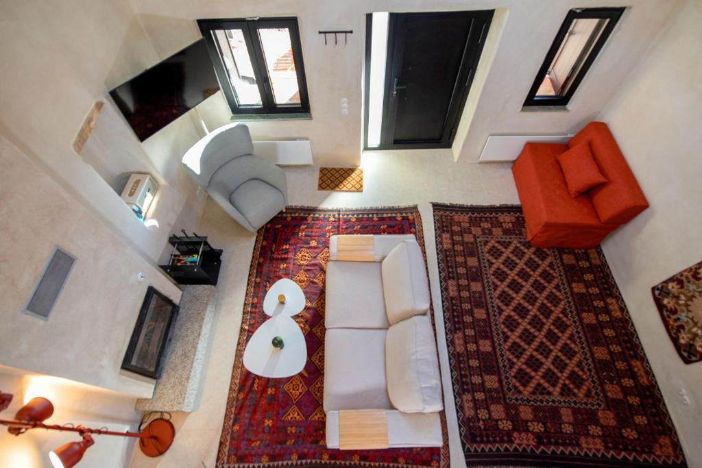 TV a/nebo společenská místnost v ubytování Krokos Cabin