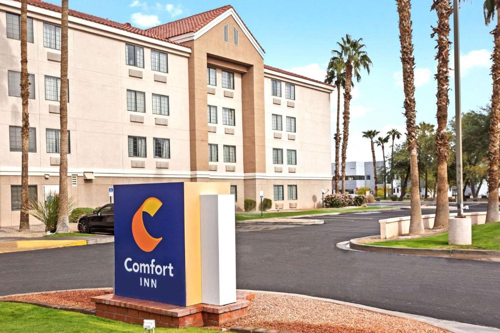Certifikát, hodnocení, plakát nebo jiný dokument vystavený v ubytování Comfort Inn Chandler - Phoenix South I-10