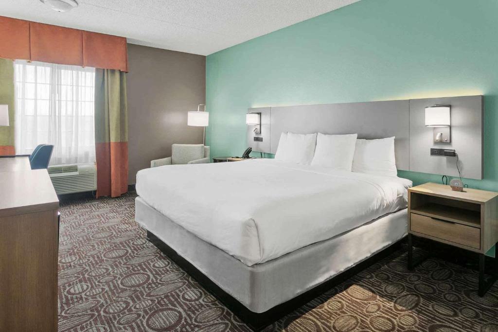 Postel nebo postele na pokoji v ubytování Comfort Inn Chandler - Phoenix South I-10