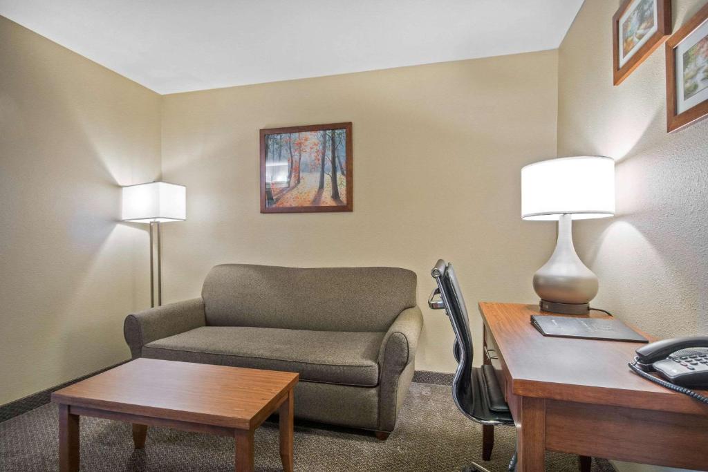 Posezení v ubytování Comfort Inn & Suites