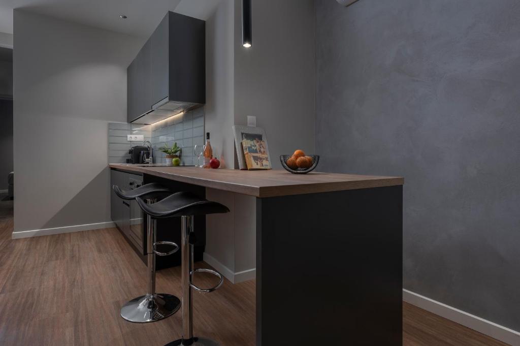 Kuchyň nebo kuchyňský kout v ubytování Hebrard Industrial Suites