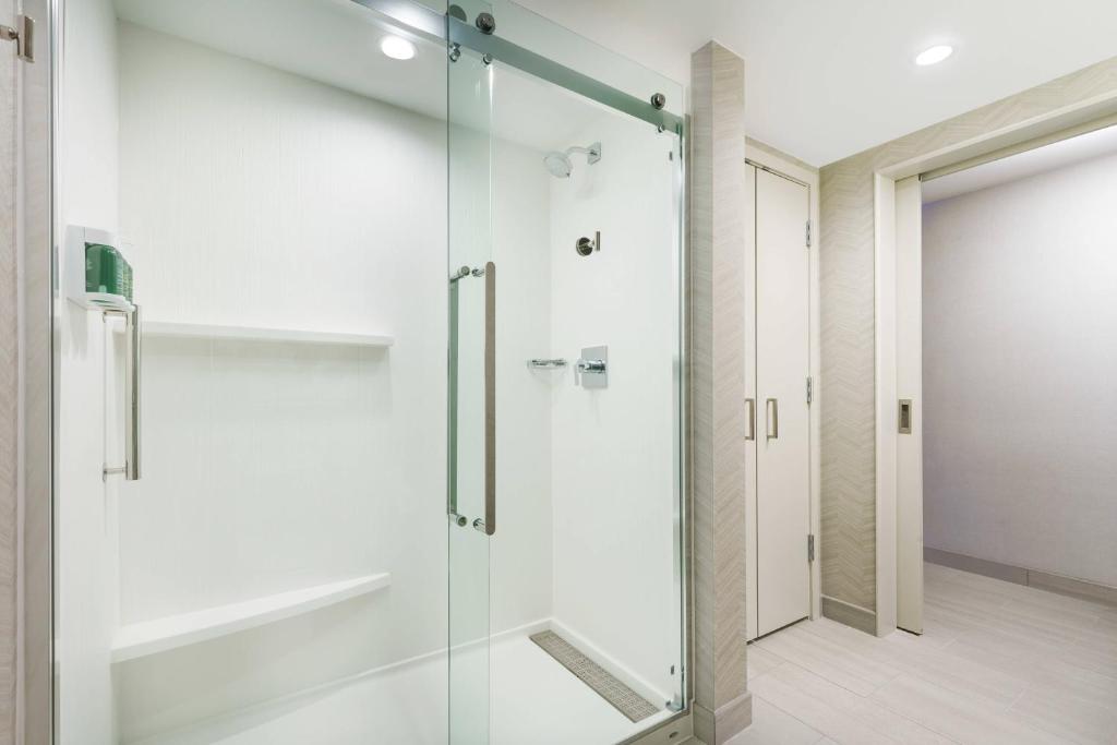 Courtyard by Marriott Orlando Downtown - Habitación King
