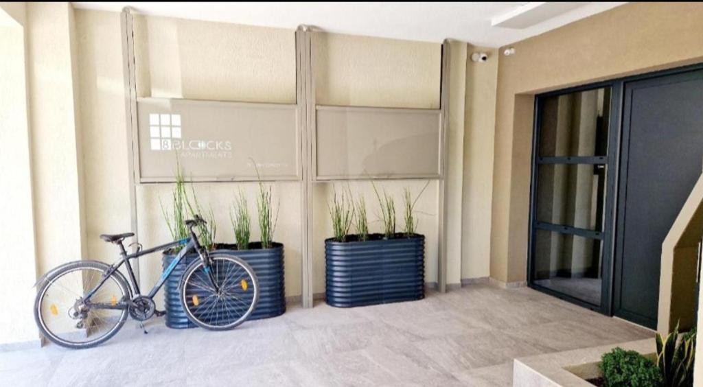 8 Blocks Apartments - 13