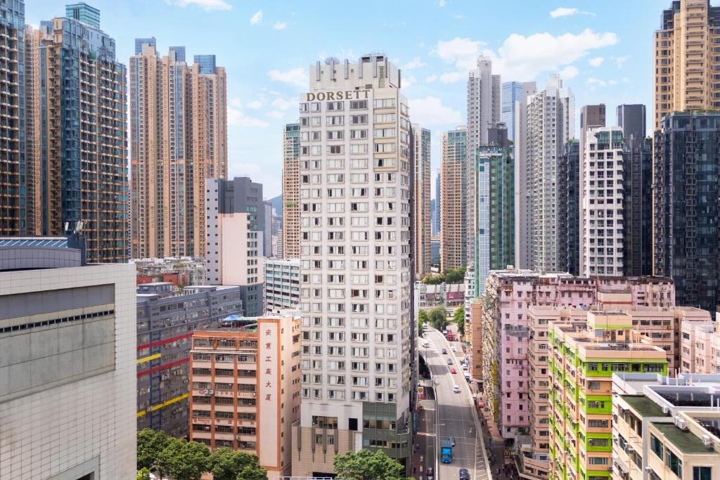 Nespecifikovaný výhled na destinaci Hongkong nebo výhled na město při pohledu z hotelu