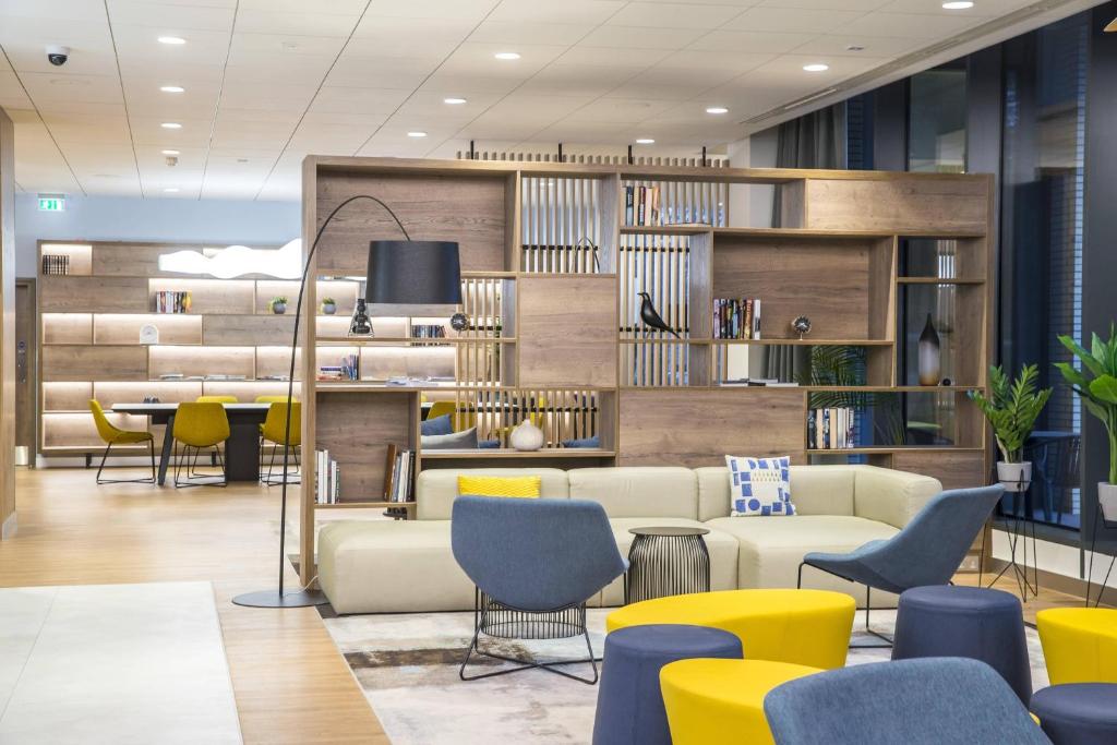 Courtyard by Marriott Edinburgh West - Resim 1