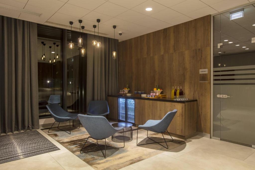 Courtyard by Marriott Edinburgh West - Resim 25