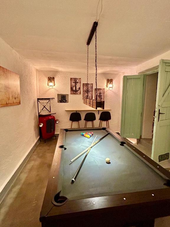 Biliardový stôl v ubytovaní Apartment MM22