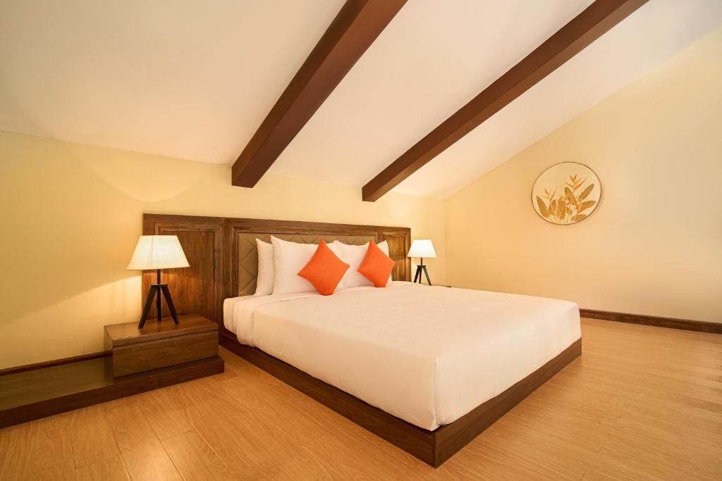 Beachfront Villa - Daily Minibar Included