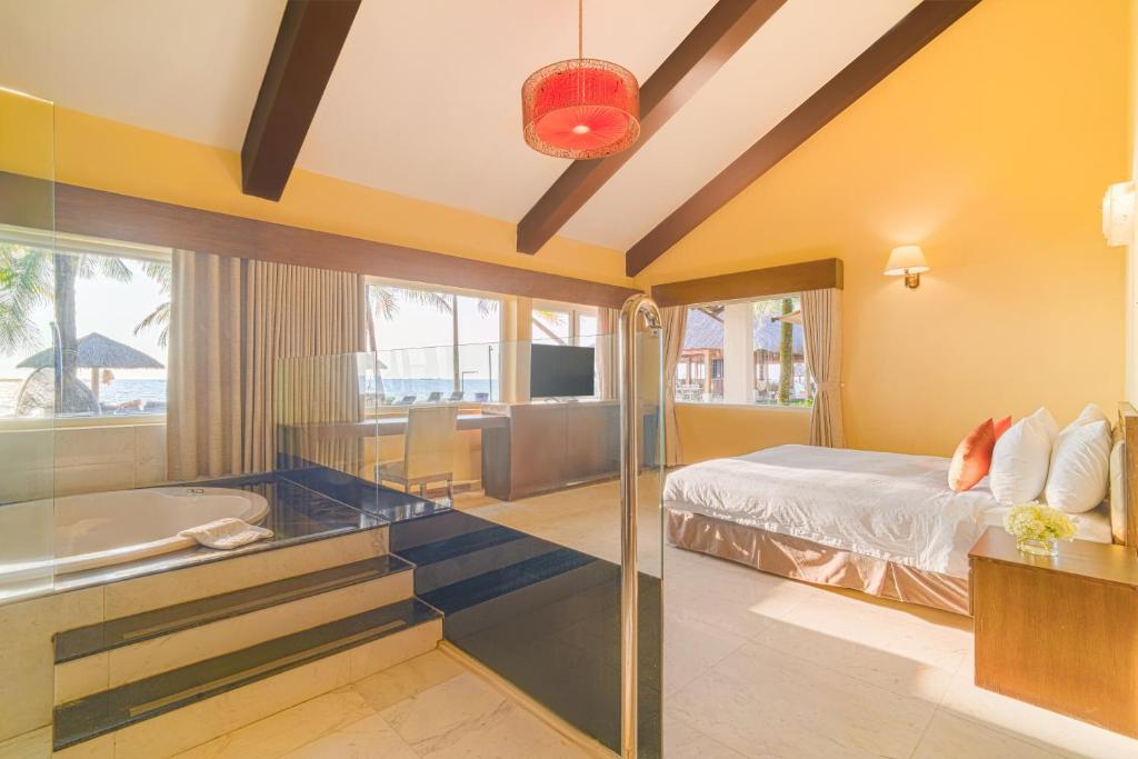Famiana Executive Suite - Daily Minibar Included