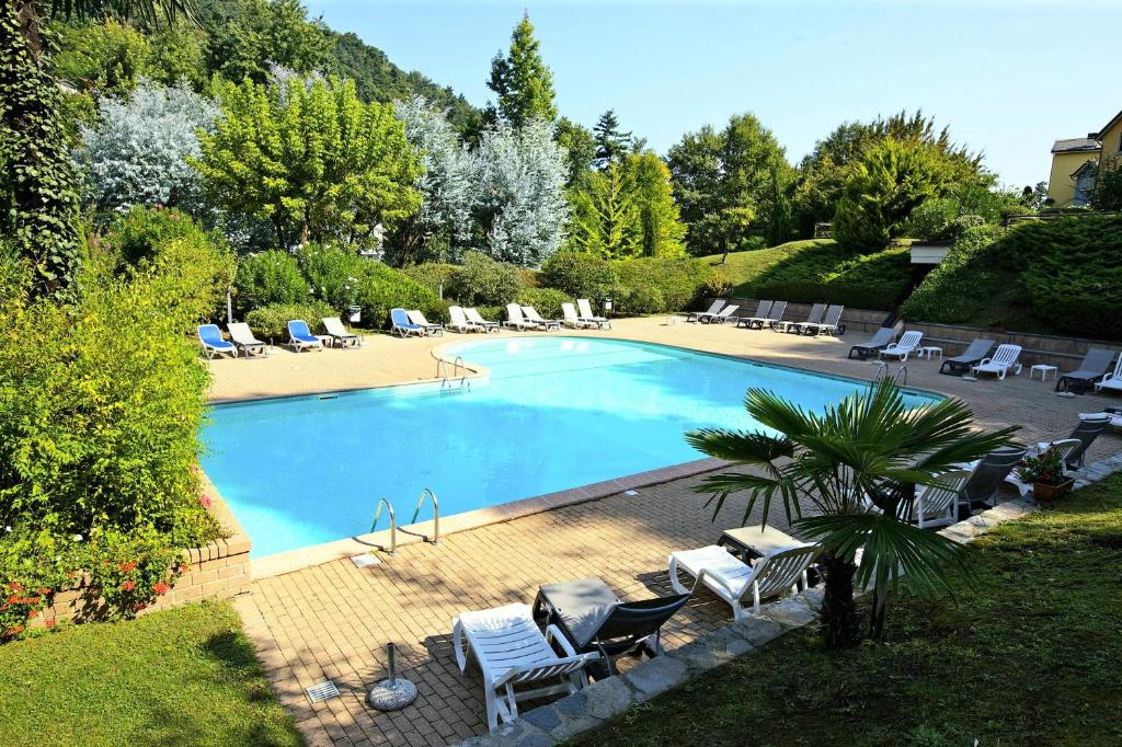 Bazén v ubytování Residenz Villa Ada Troubetzkoy nebo v jeho okolí