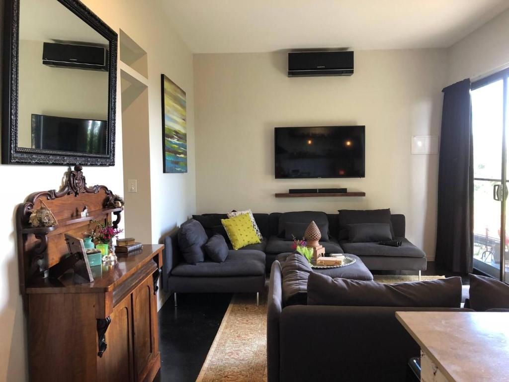 Area soggiorno di Jardin Tiny House Australia