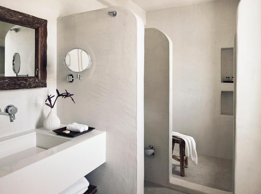 Santo Pure Oia Suites & Villas - Two Bedrooms Sunset & Sea View Suite With Pool