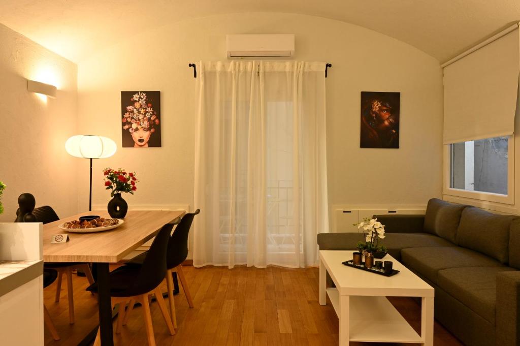 Thessaloniki Downtown Superior Apartment