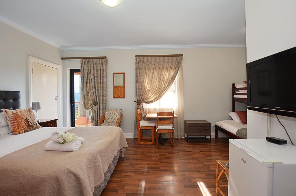 ALBATROSS SUITE - Luxury Family Room