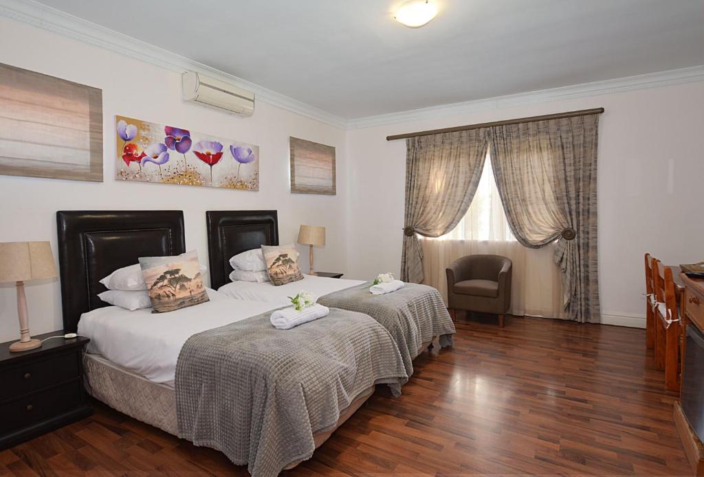 ALBATROSS SUITE - Luxury Twin Room