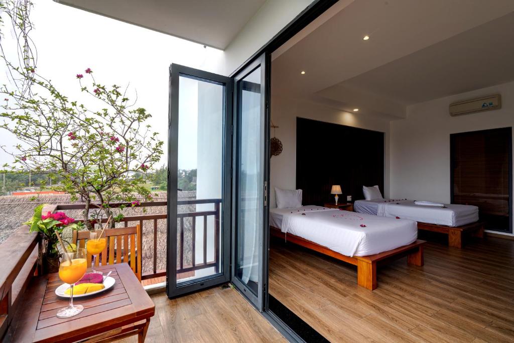 Phòng 2 Giường Đơn Nhìn Ra Hồ.