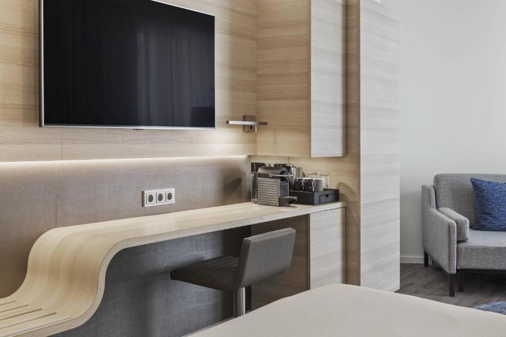 Courtyard by Marriott Hamburg City - Resim 17