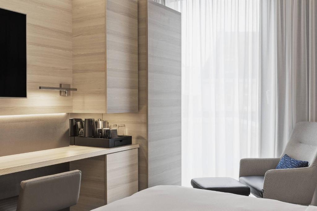 Courtyard by Marriott Hamburg City - Resim 14