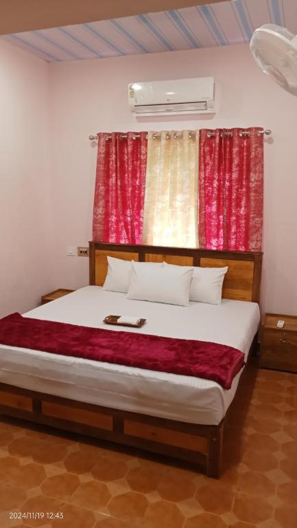 Postel nebo postele na pokoji v ubytování Diamond Villas Wayanad Entire Villa booking