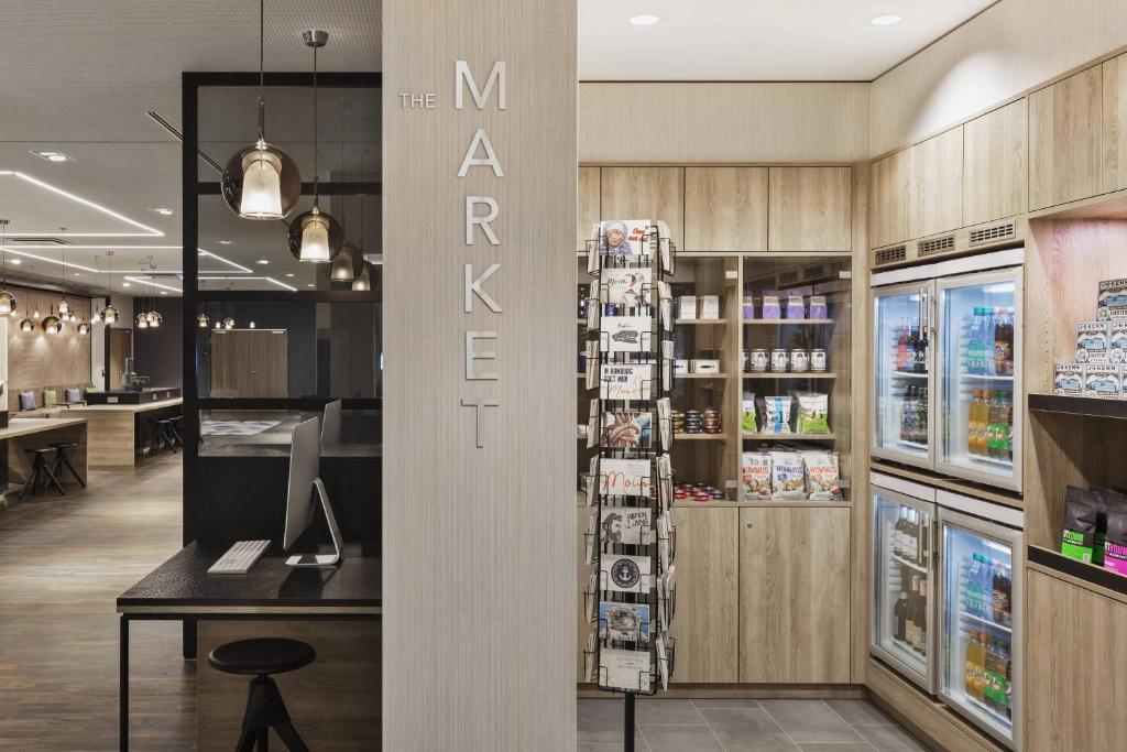 Courtyard by Marriott Hamburg City - Resim 26