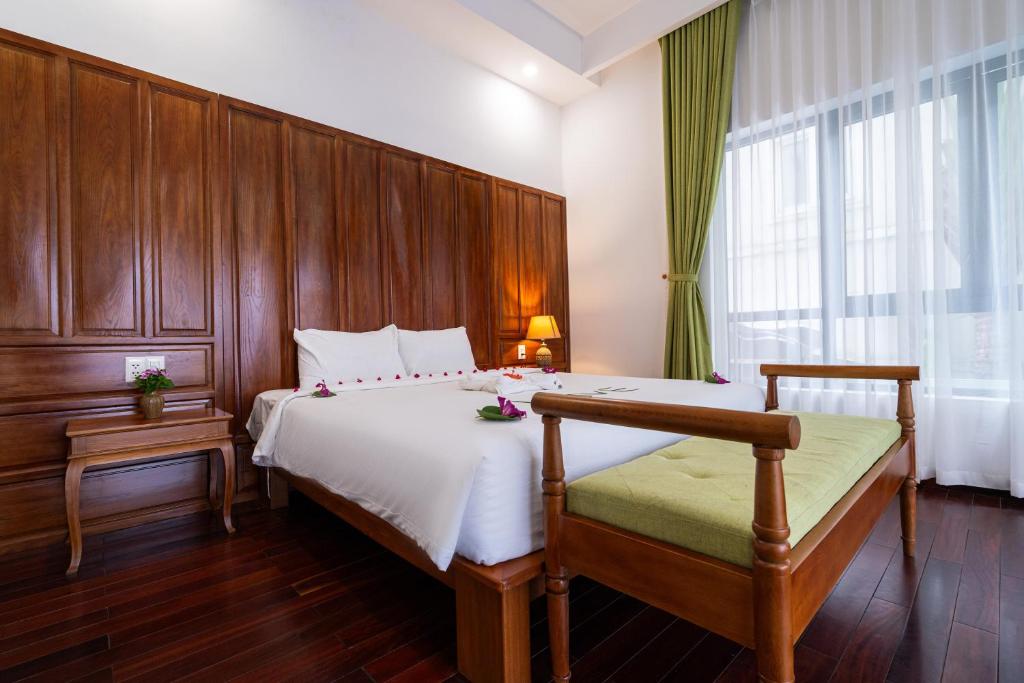 Phòng Deluxe Giường Đôi Có Bồn Tắm