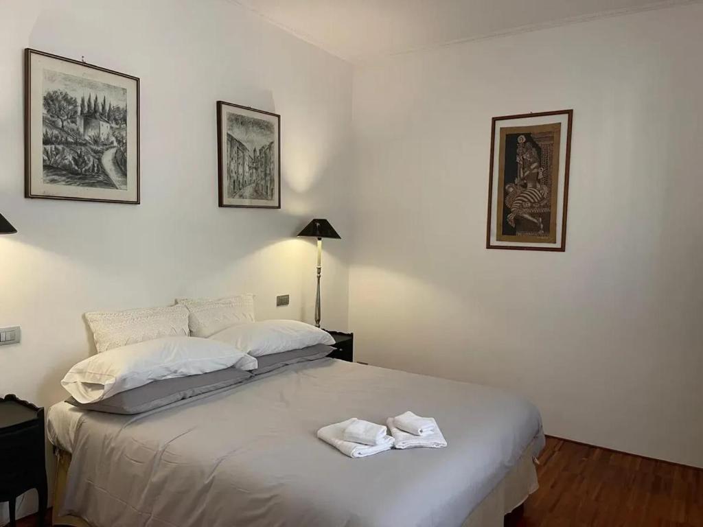 Postel nebo postele na pokoji v ubytování Spacious apartment in Manciano with view